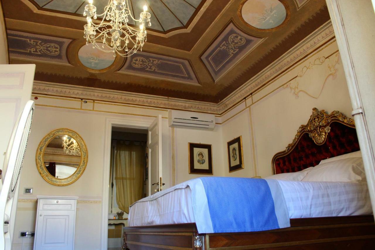 Les Suite Royales ساساري المظهر الخارجي الصورة