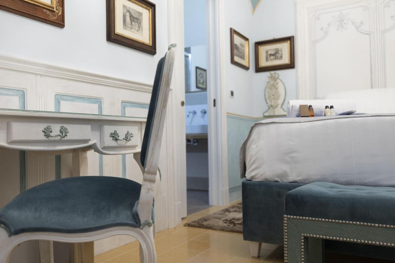 Les Suite Royales ساساري المظهر الخارجي الصورة