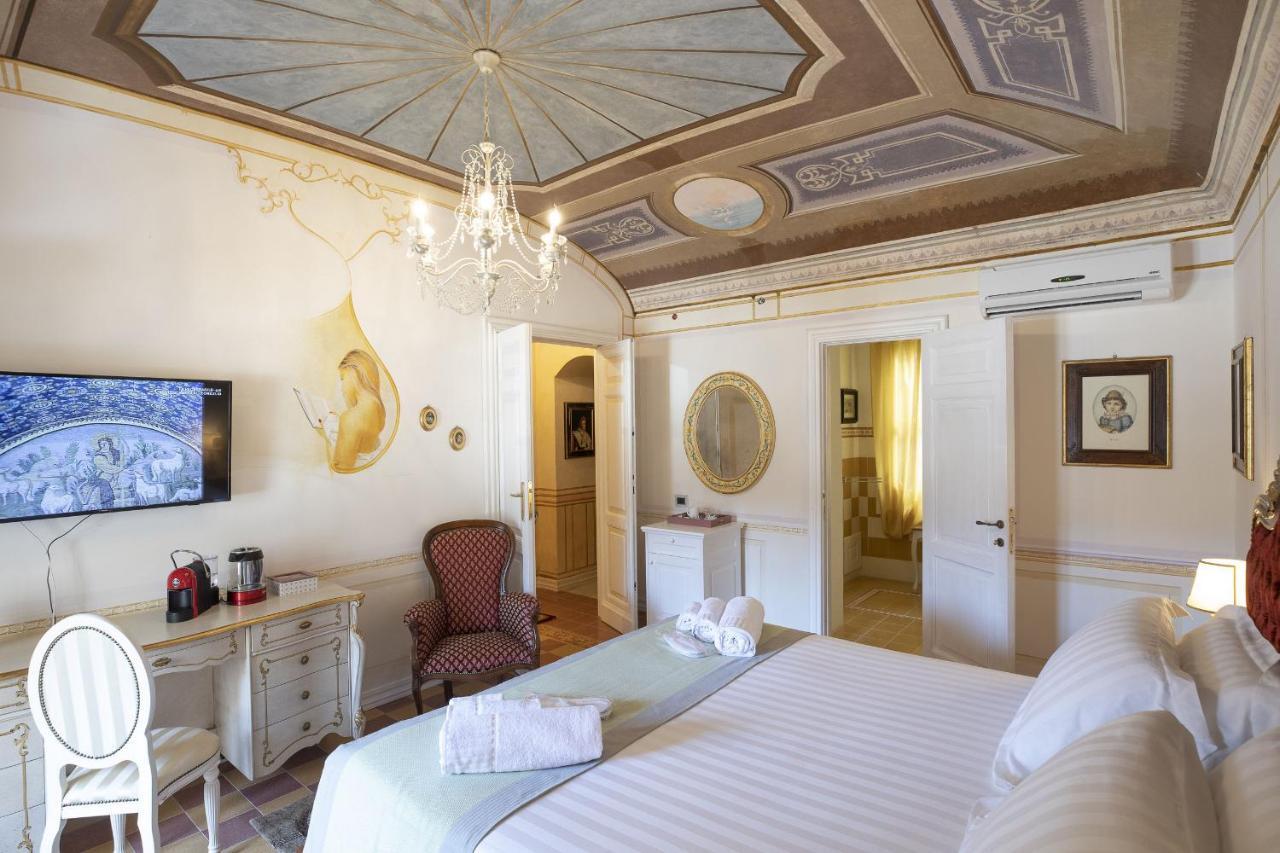 Les Suite Royales ساساري المظهر الخارجي الصورة